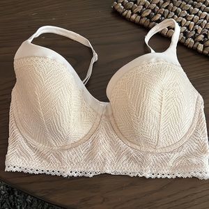 Body by Victoria bra, Victoria’s secret’s, cream lace,, demi, 38 DD